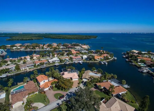 $4,900 | 2096 Massachusetts Avenue Northeast, St. Petersburg, FL 33703