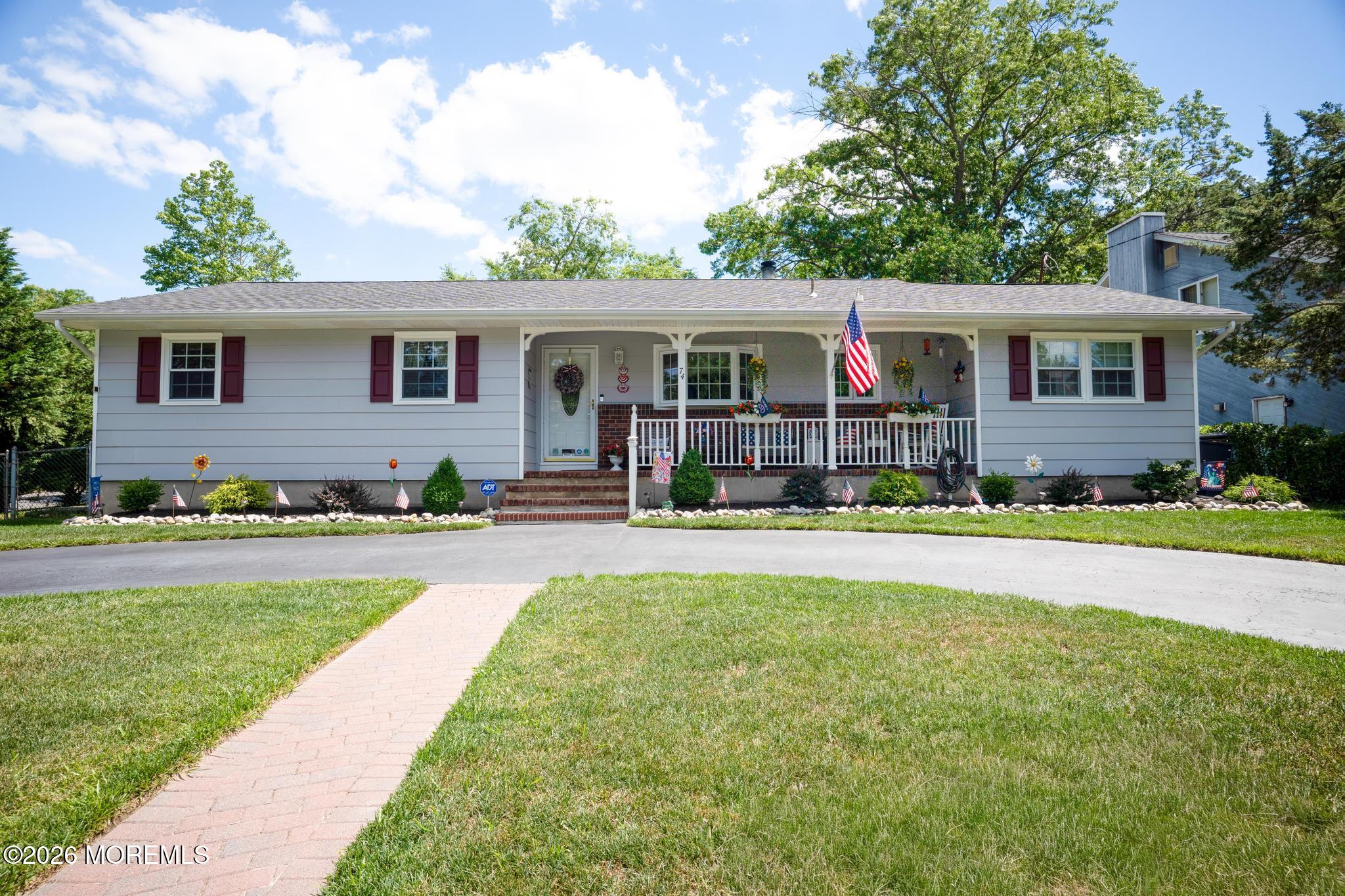74 Sun Valley Road Toms River, NJ 08755 - Photo 3 of 59 74 Close (1)