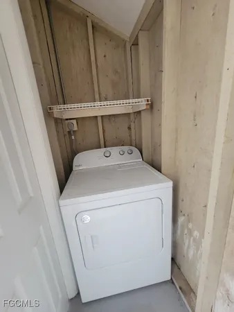 $1,250 | 347 Richland Road, Lehigh Acres, FL 33936