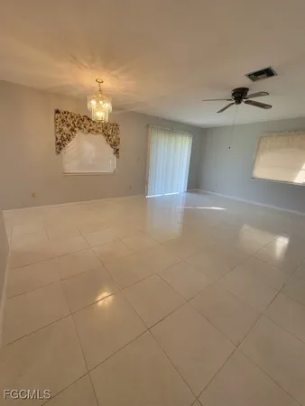 $1,250 | 347 Richland Road, Lehigh Acres, FL 33936