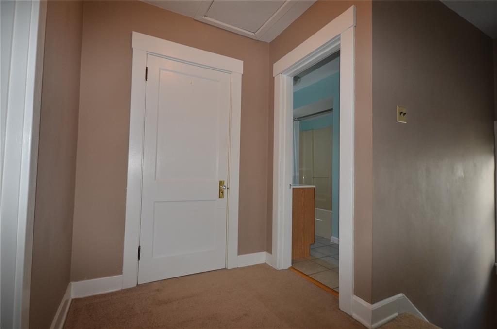 1020 6th Street Beaver, PA 15009 - Photo 21 of 33 a view of hallway with closet