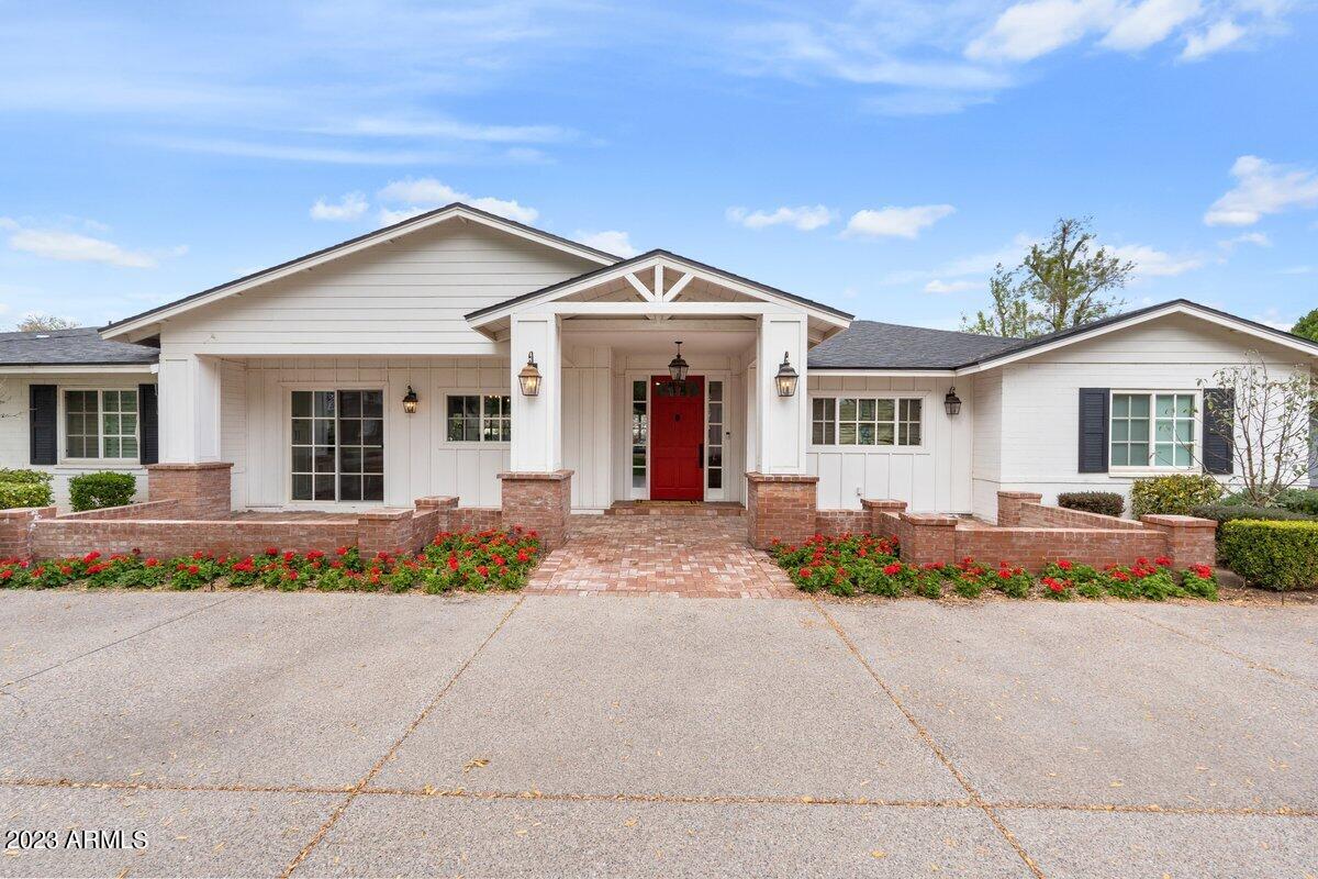 510 East Ocotillo Road Phoenix, AZ 85012 - Photo 4 of 60 Front of Home 3 (3)