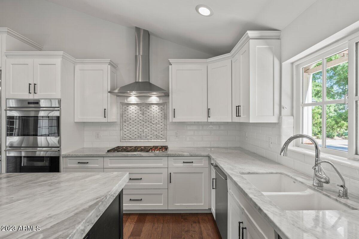 510 East Ocotillo Road Phoenix, AZ 85012 - Photo 8 of 60 Kitchen 7 (1)