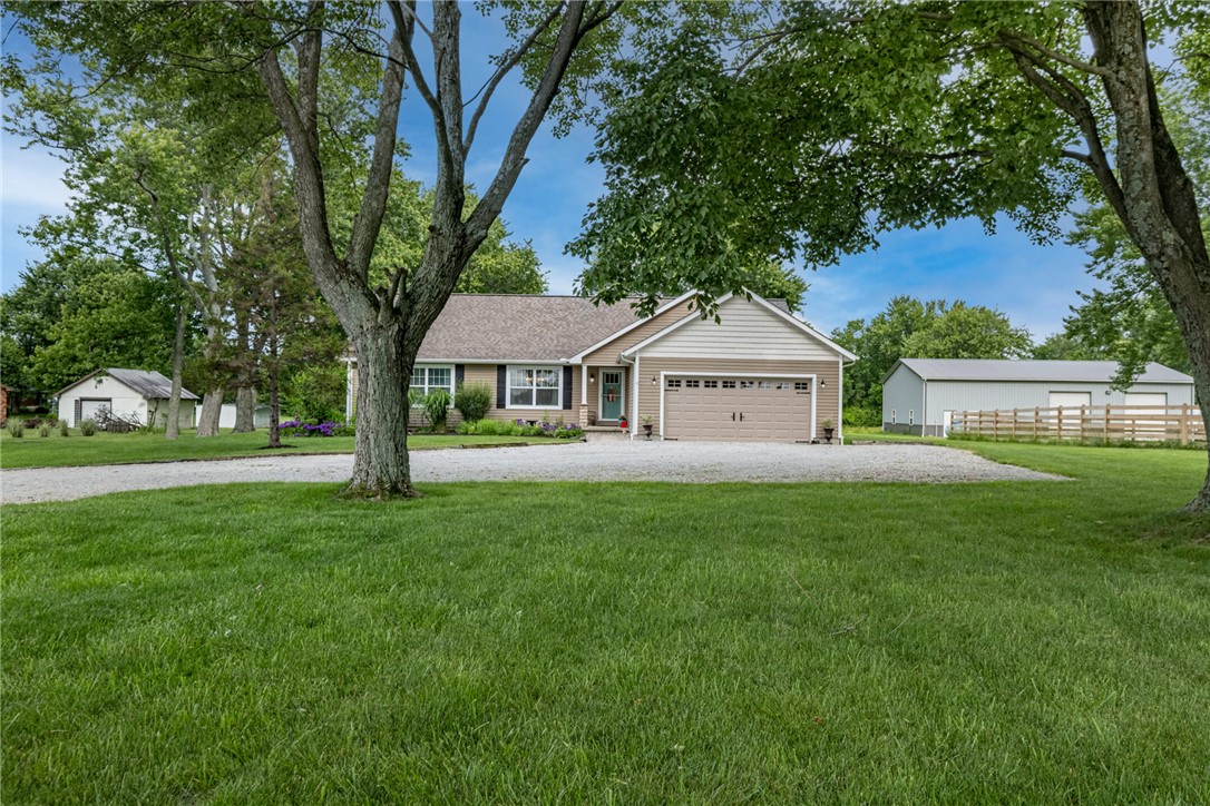 9931 North Bunnell Hill Road Springboro, OH 45066 - Photo 2 of 24