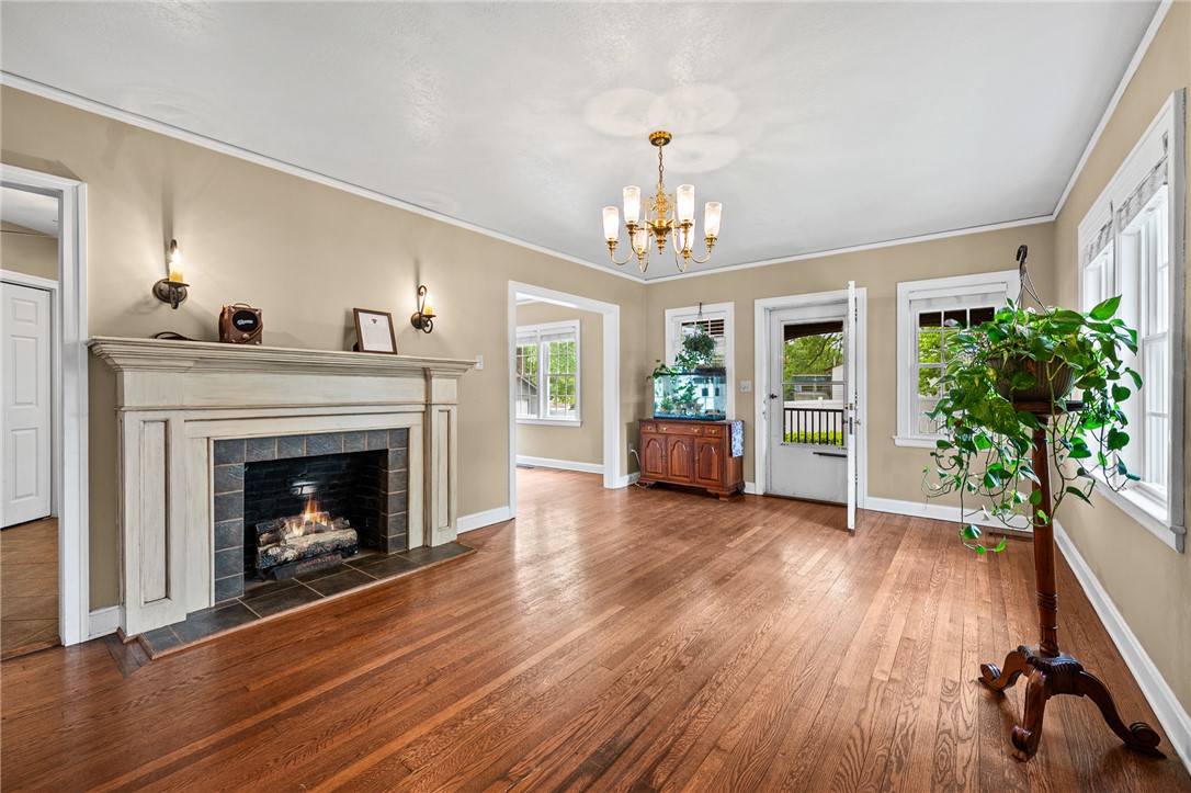 709 West Main Street Pickens, SC 29671 - Photo 5 of 45