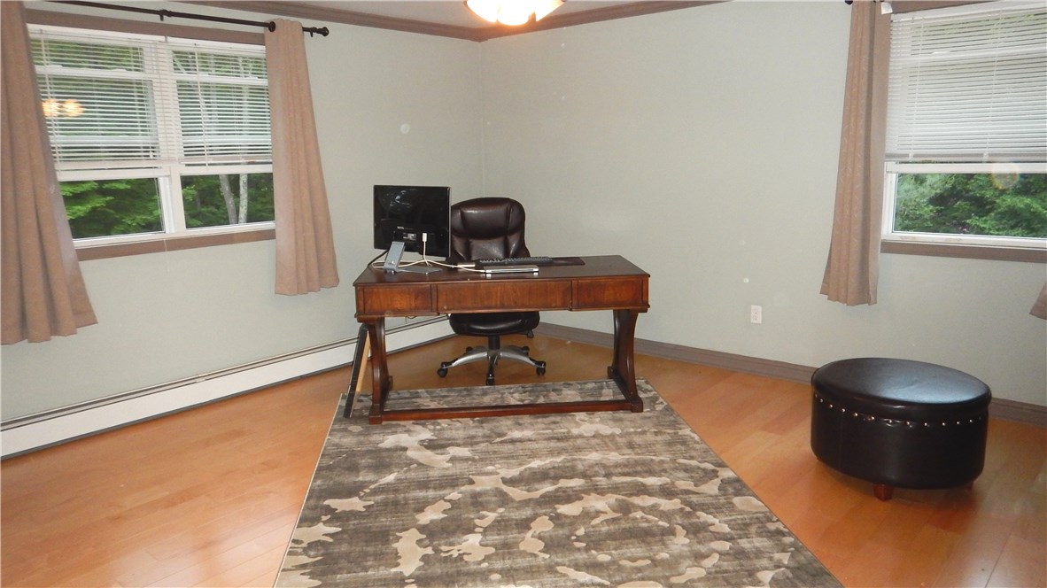 333 Hope Furnace Road Scituate, RI 02831 - Photo 8 of 11