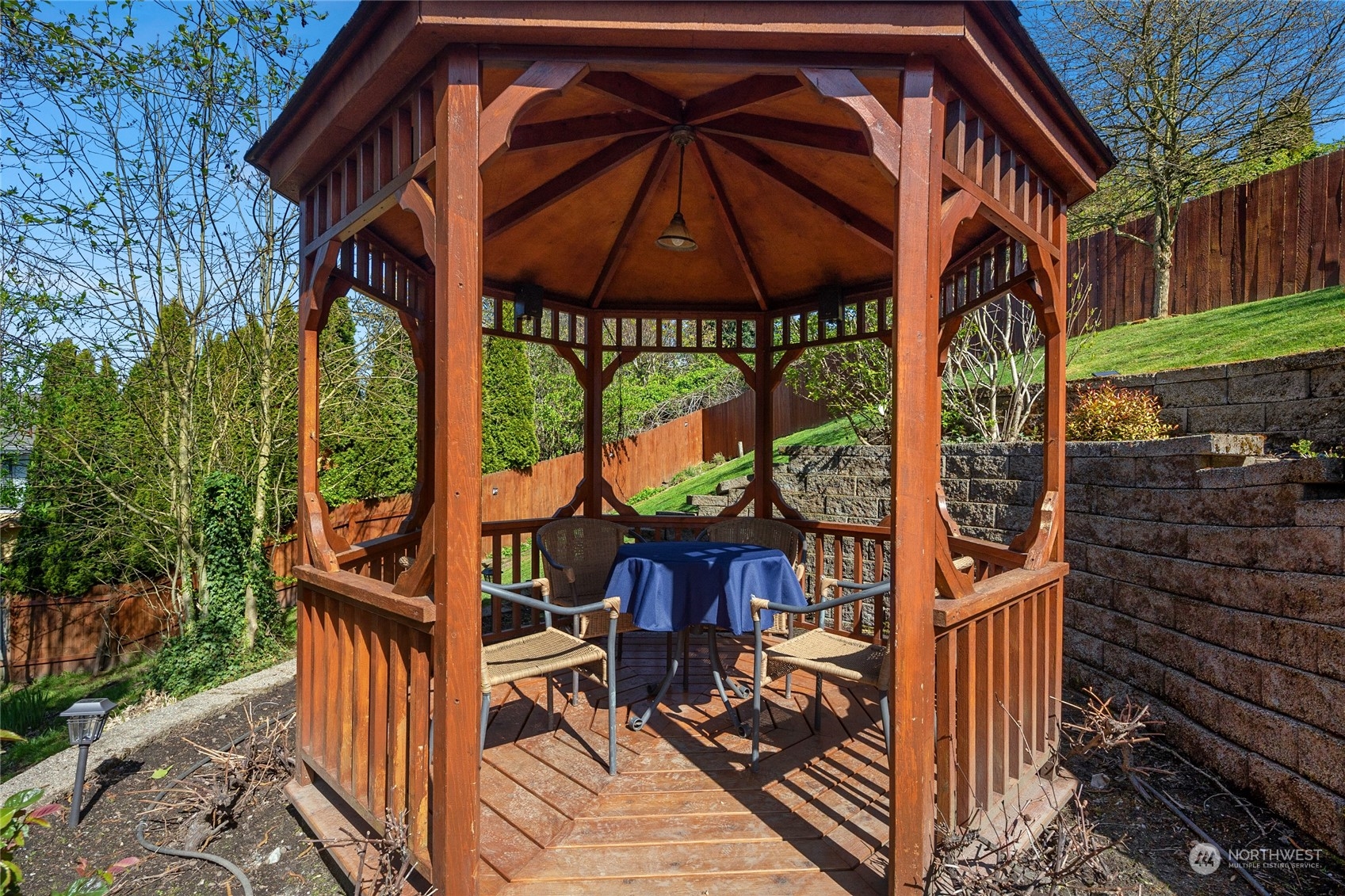 615 Bronson Place Northeast Renton, WA 98056 - Photo 34 of 40 Gallery Image 34