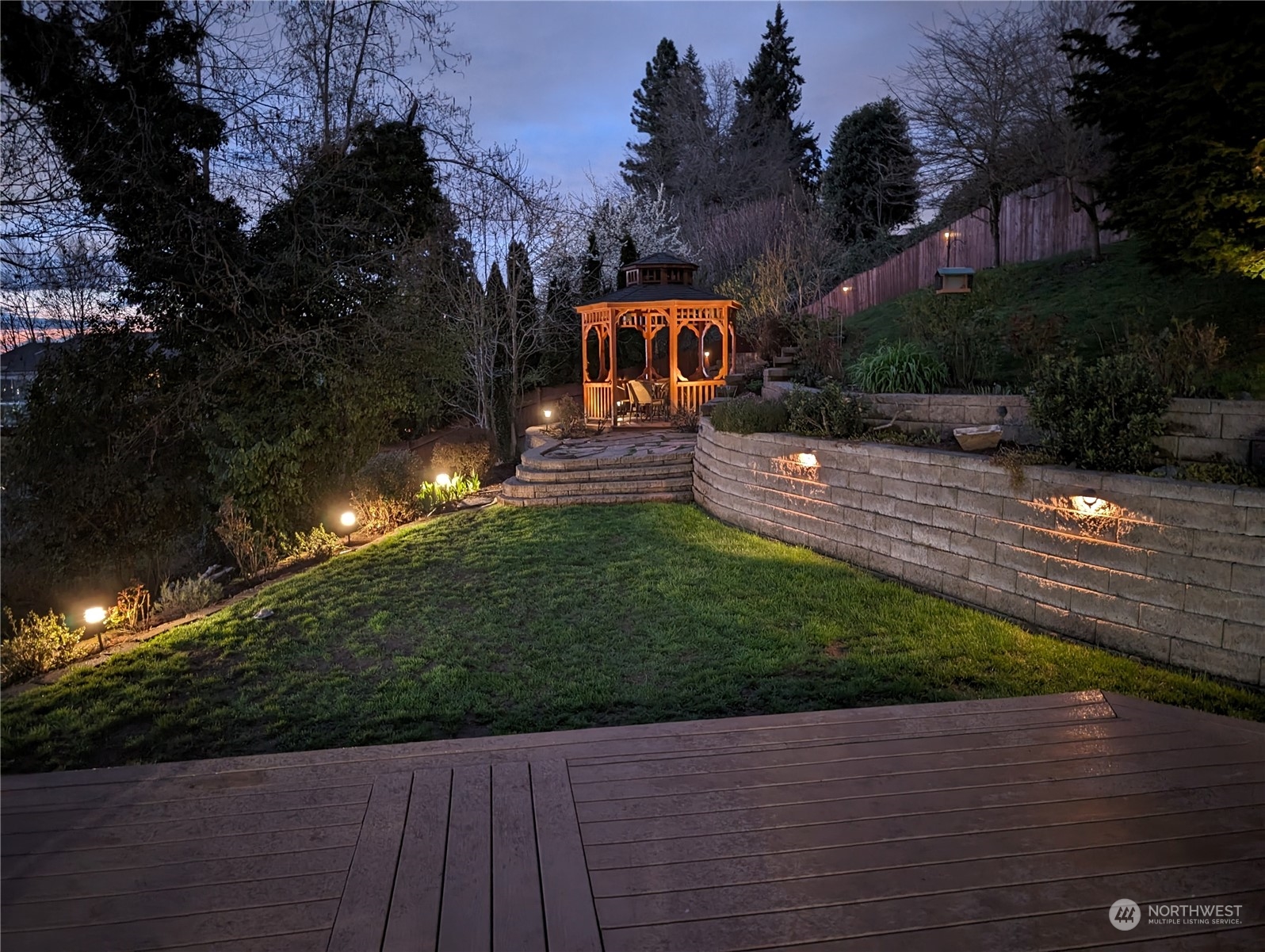 615 Bronson Place Northeast Renton, WA 98056 - Photo 36 of 40 Gallery Image 36