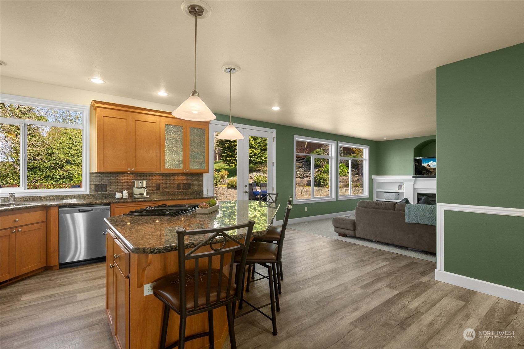 615 Bronson Place Northeast Renton, WA 98056 - Photo 10 of 40 Gallery Image 10