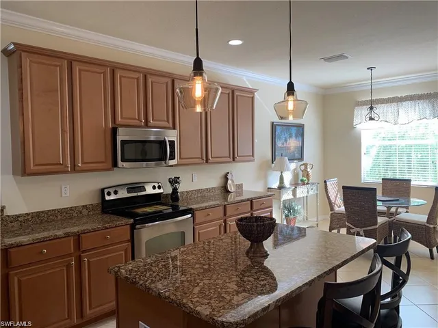 $9,000 | 8088 Piedmont Drive, Naples, FL 34104