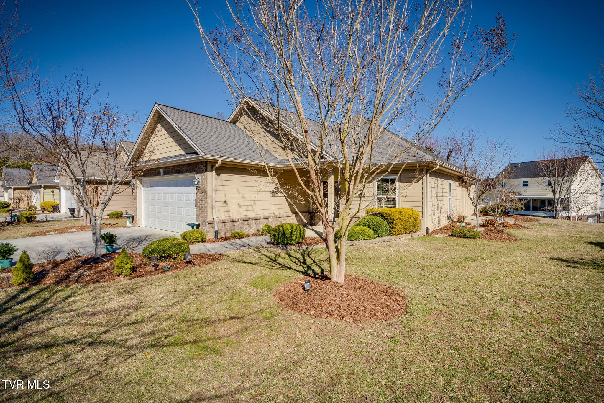 59 Dunham Circle Johnson City, TN 37601 - Photo 2 of 18 003
