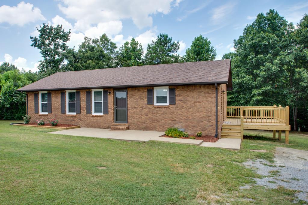 107 Pheasant Hollow Road Dickson, TN 37055 - Photo 3 of 26 Gallery Image 3