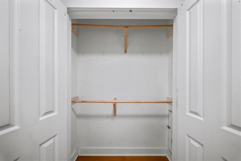 866 Briarcliff Road Northeast, Unit D2 Atlanta, GA 30306 - Photo 25 of 42 a close view of cupboard