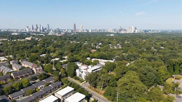 $189,000 | 866 Briarcliff Road Northeast, Unit D2, Atlanta, GA 30306