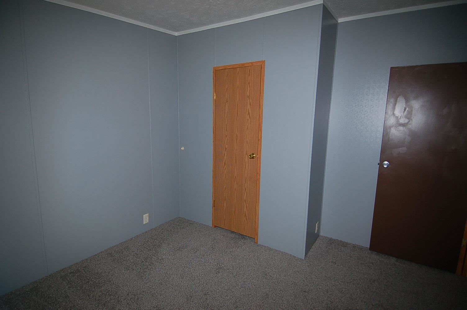 524 Yellow Stone Road Cadillac, MI 49601 - Photo 16 of 24 1911494-15.JPG