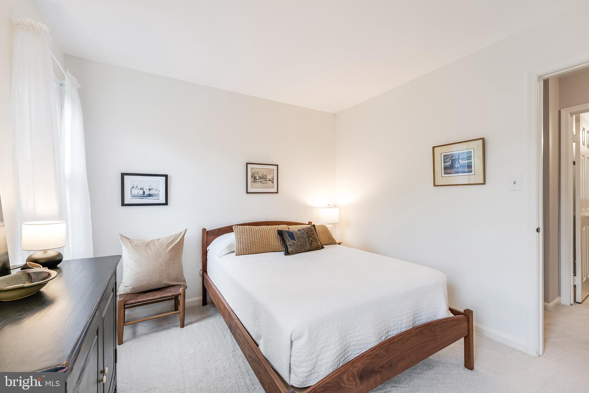 11686 Stockbridge Lane Reston, VA 20194 - Photo 37 of 55
