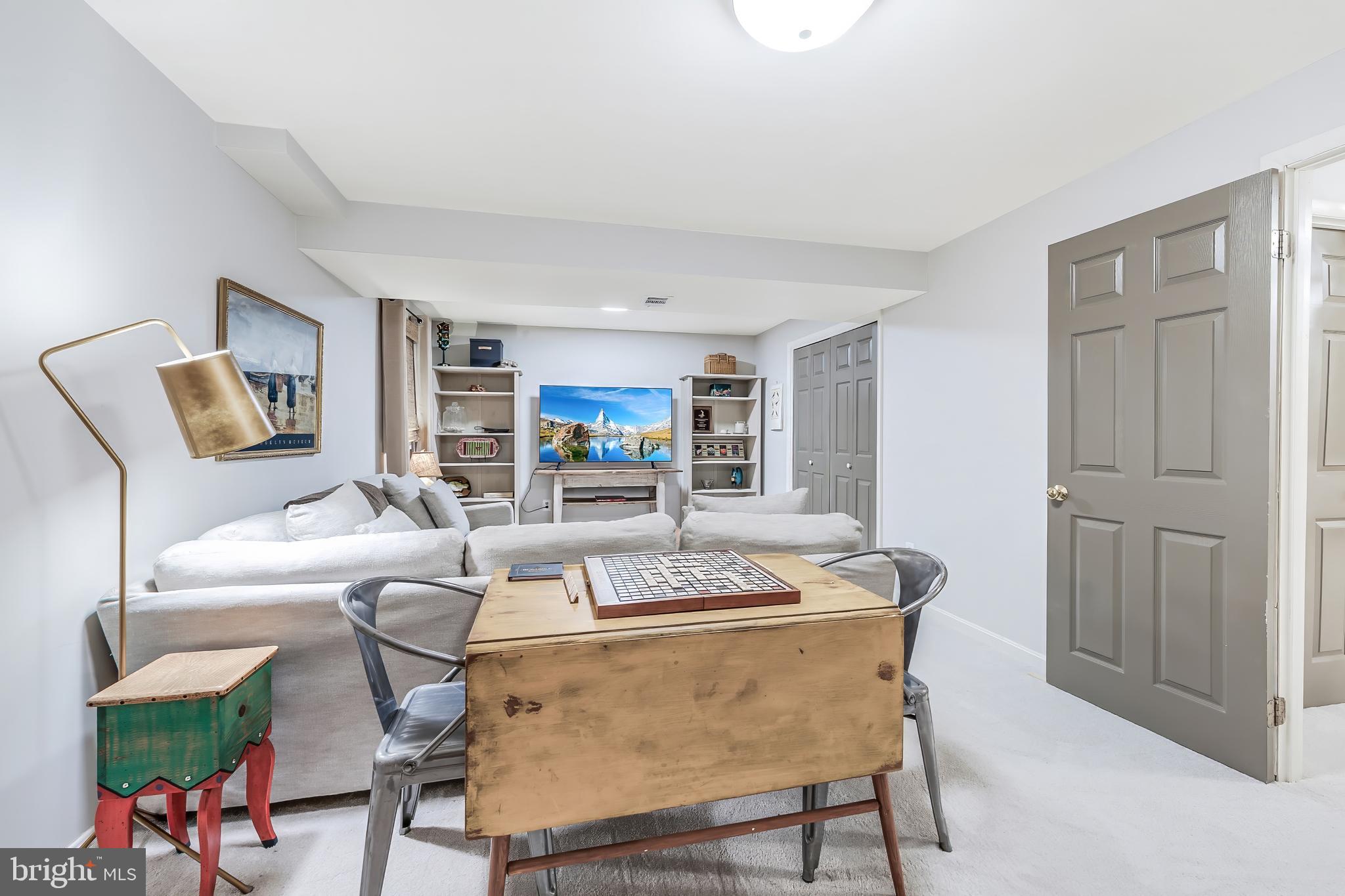 11686 Stockbridge Lane Reston, VA 20194 - Photo 42 of 55