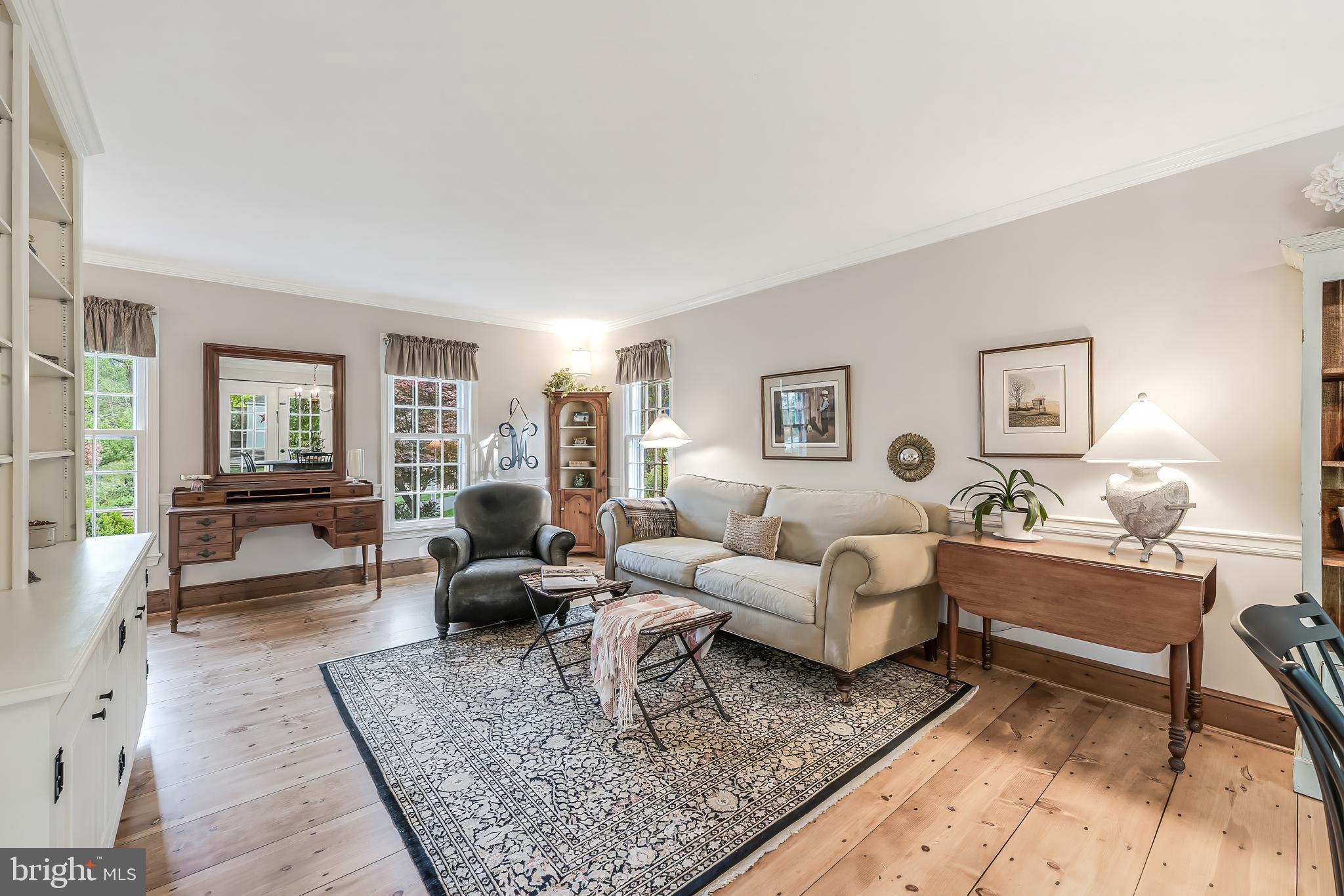 11686 Stockbridge Lane Reston, VA 20194 - Photo 7 of 55