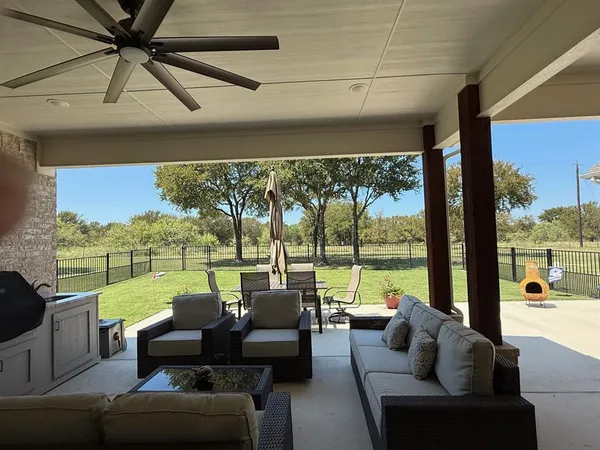 $799,900 | 130 Demonbreun Court, Chico, TX 76431