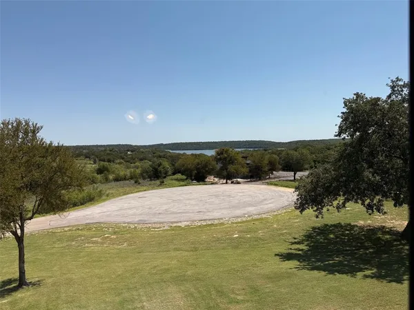 $799,900 | 130 Demonbreun Court, Chico, TX 76431