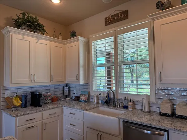 $799,900 | 130 Demonbreun Court, Chico, TX 76431