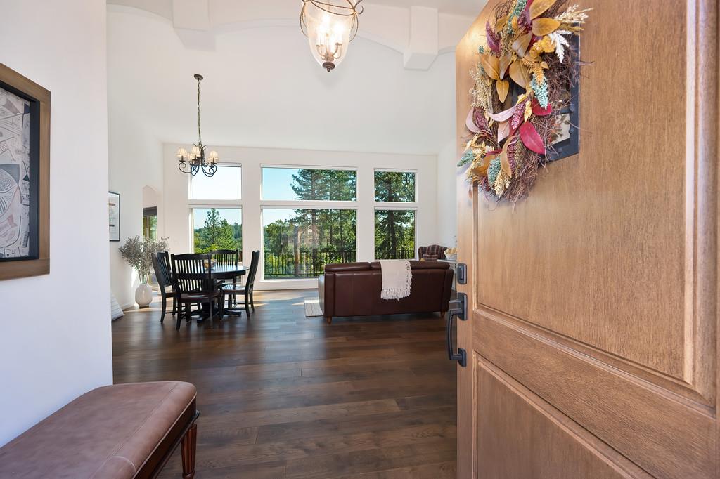19676 Eagle Ridge Road Foresthill, CA 95631 - Photo 8 of 68 a living room with furniture and a window