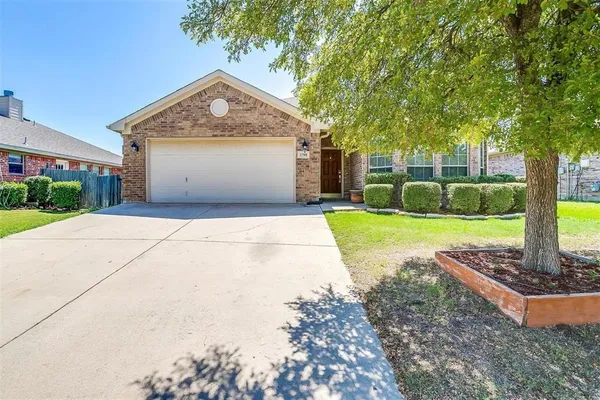 $349,900 | 2708 Weslayan Drive, Denton, TX 76210