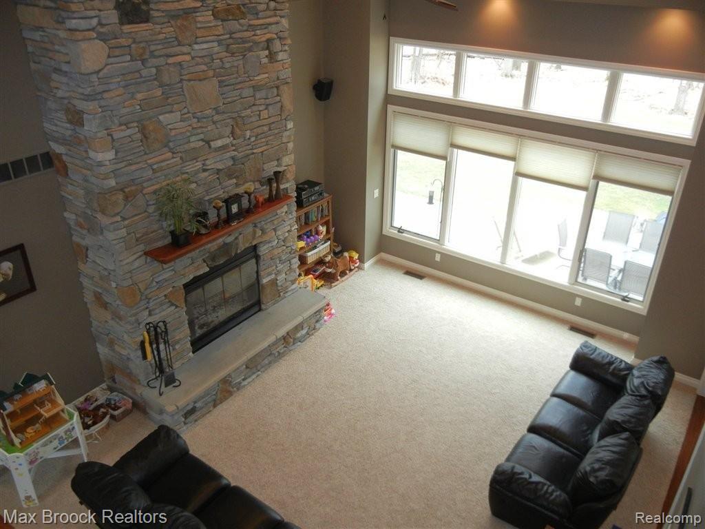 9348 Ellis Road Clarkston, MI 48348 - Photo 5 of 25 Great Room