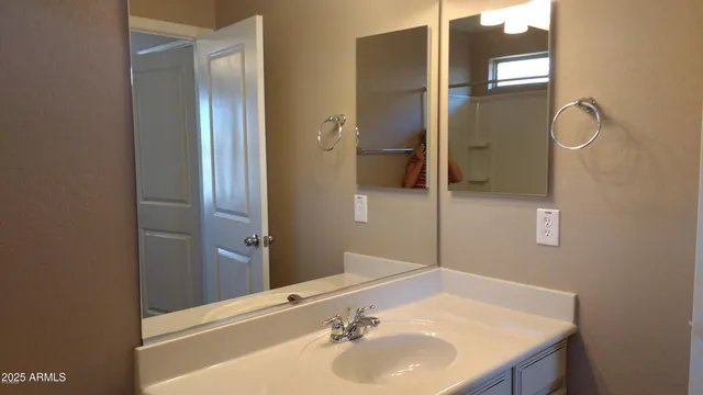 $2,750 | 2944 North 72nd Street, Mesa, AZ 85207