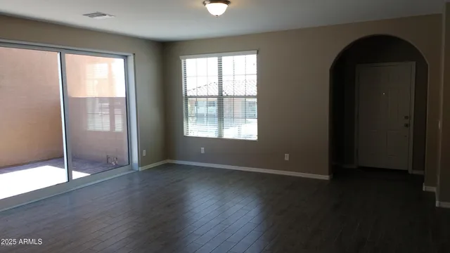 $2,750 | 2944 North 72nd Street, Mesa, AZ 85207