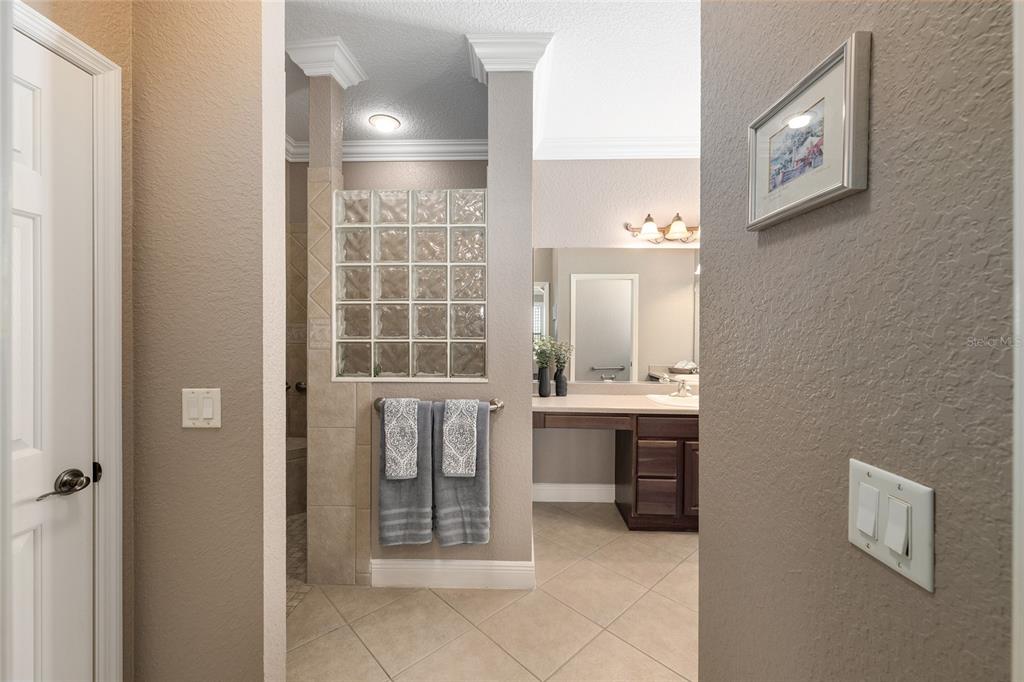 533 Inner Circle The Villages, FL 32162 - Photo 21 of 37