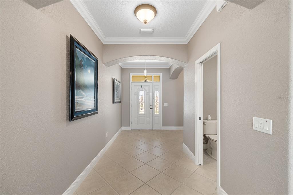 533 Inner Circle The Villages, FL 32162 - Photo 7 of 37