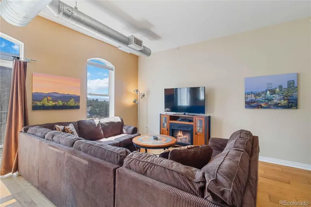 $350,000 | 277 North Broadway, Unit 401, Denver, CO 80203