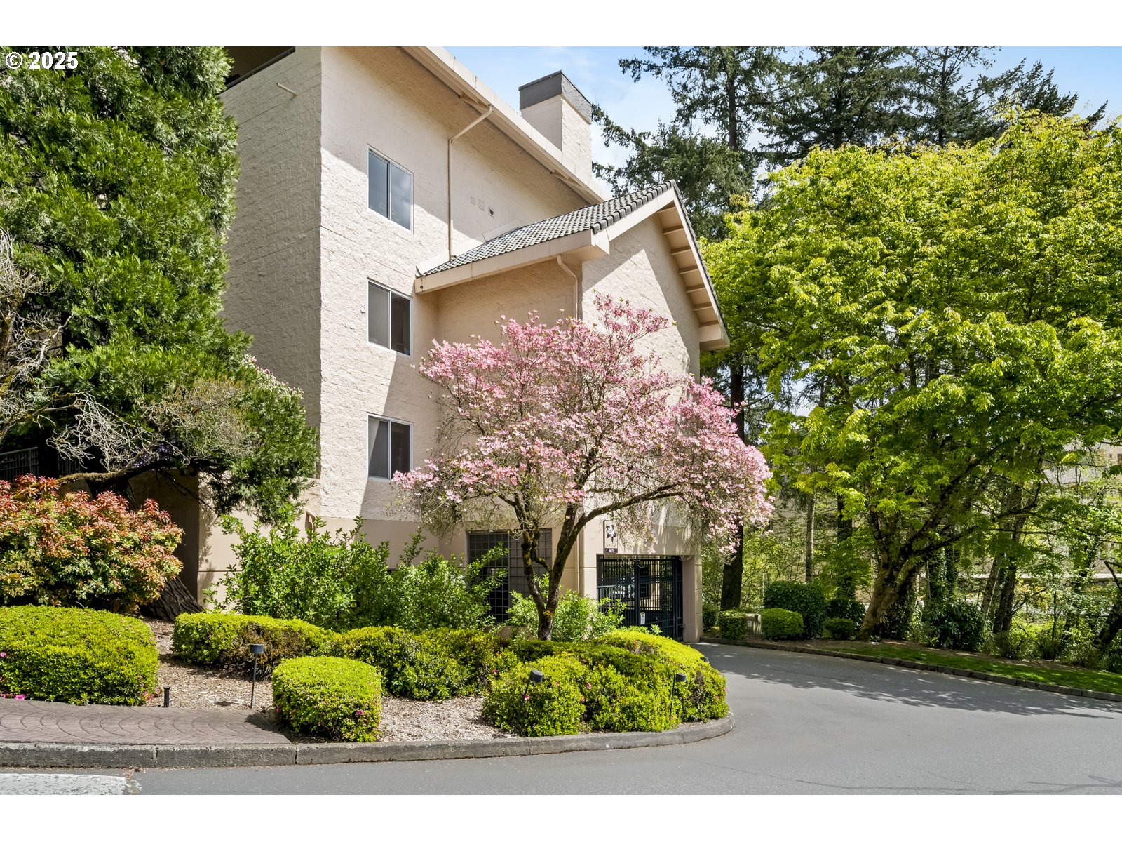 6625 West Burnside Road, Unit 231 Portland, OR 97225 - Photo 33 of 46 Gallery Image 33