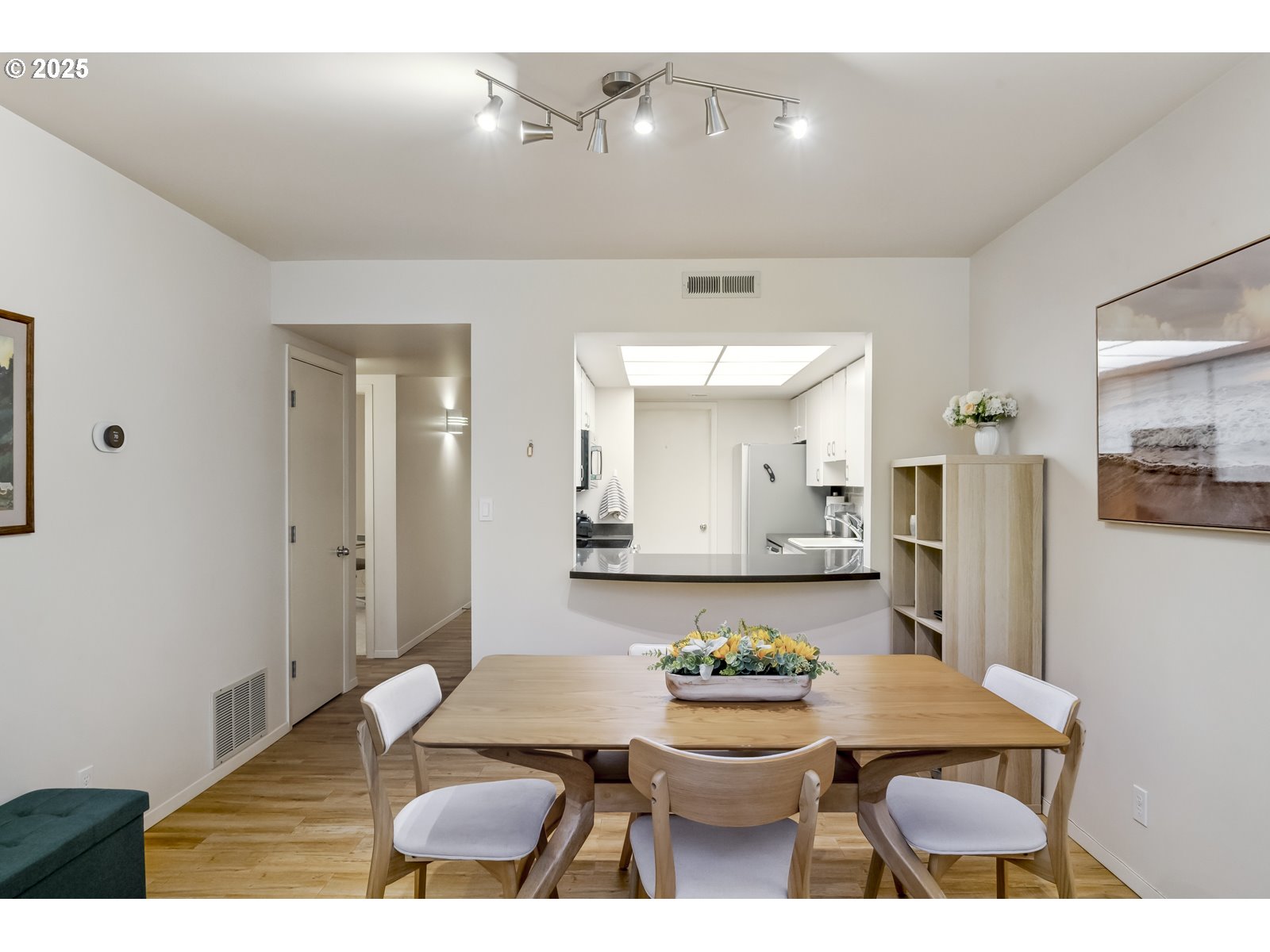6625 West Burnside Road, Unit 231 Portland, OR 97225 - Photo 10 of 46 Gallery Image 10