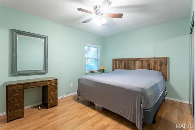 $285,000 | 26 West Lakewood Drive, Fenton, MO 63026