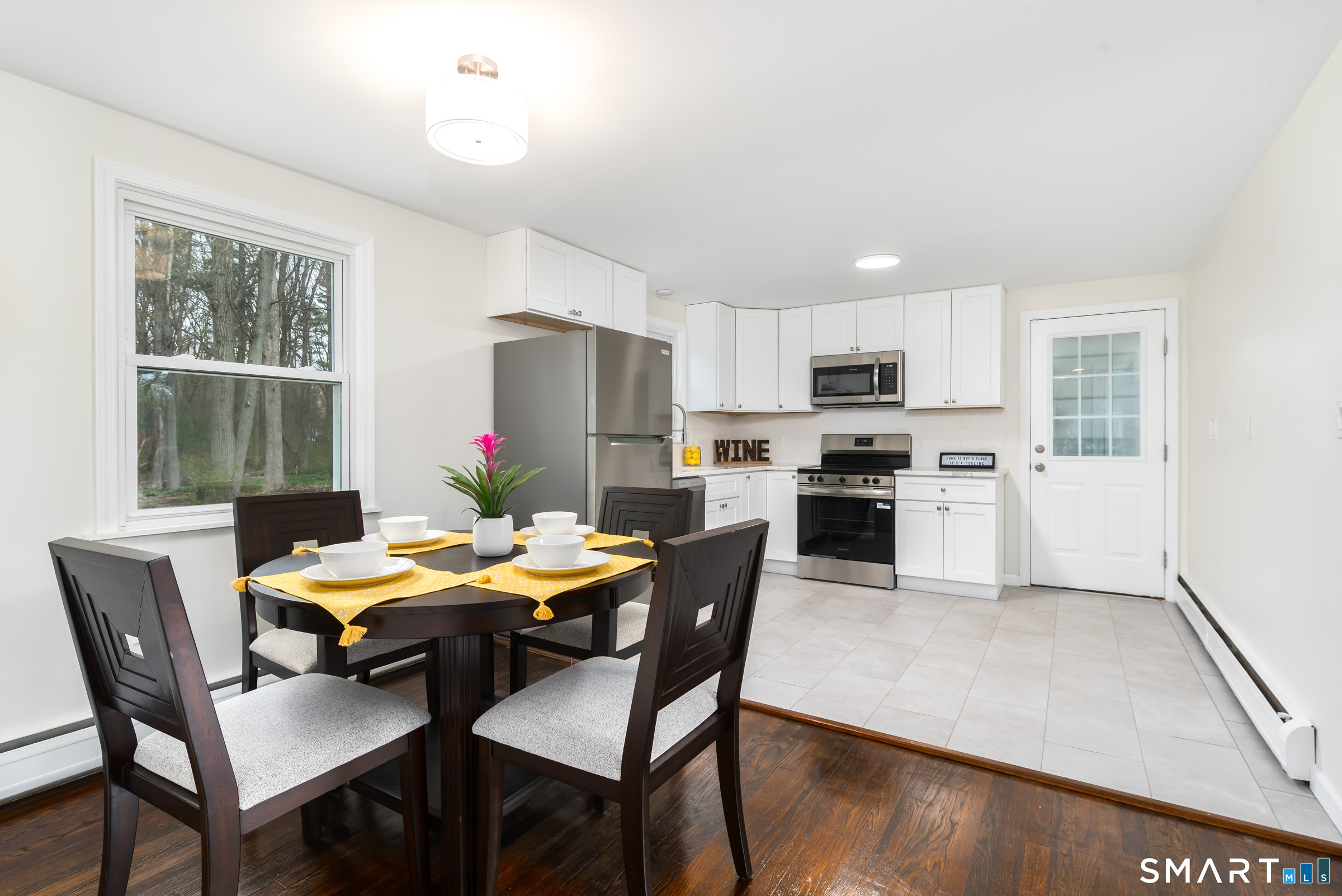 8 Rocket Run Enfield, CT 06082 - Photo 11 of 29