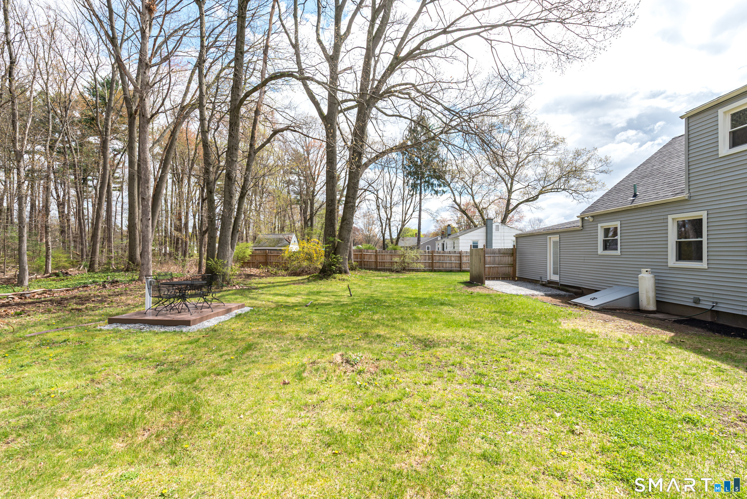 8 Rocket Run Enfield, CT 06082 - Photo 26 of 29