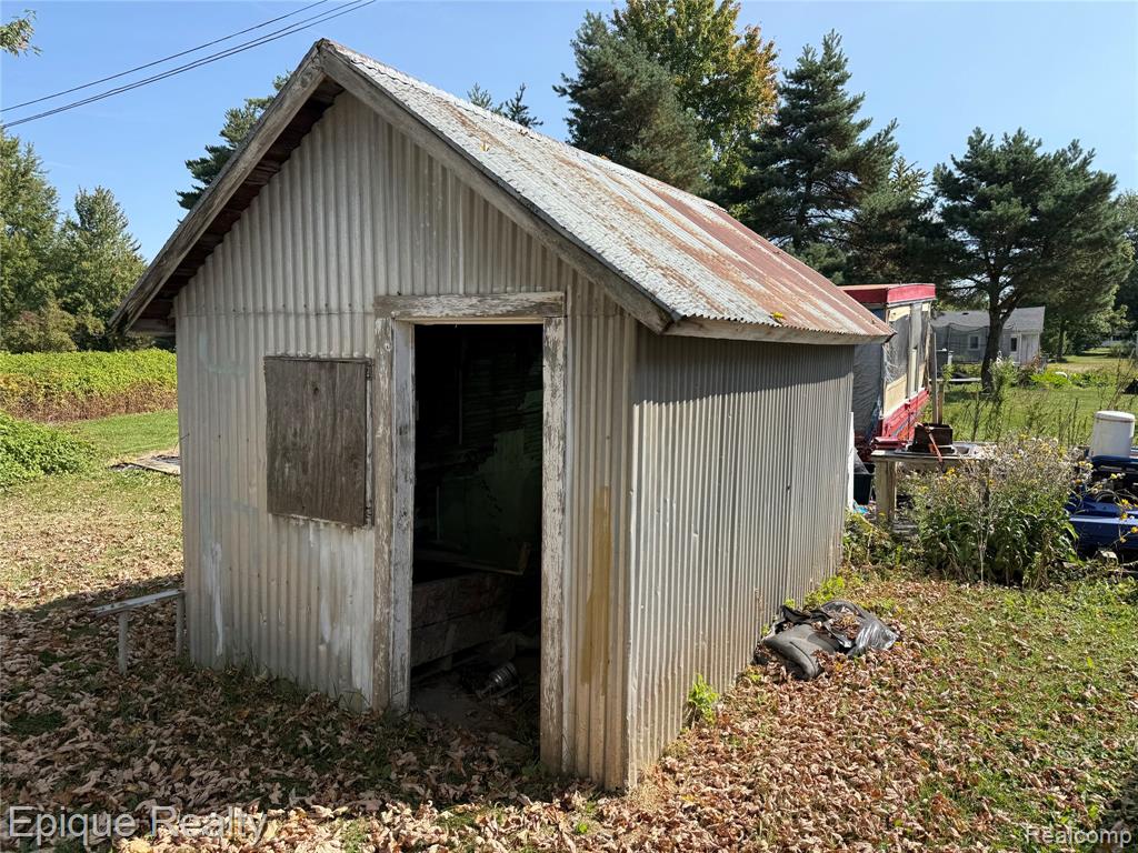 1526 Main Street Snover, MI 48472 - Photo 29 of 33 Gallery Image 29
