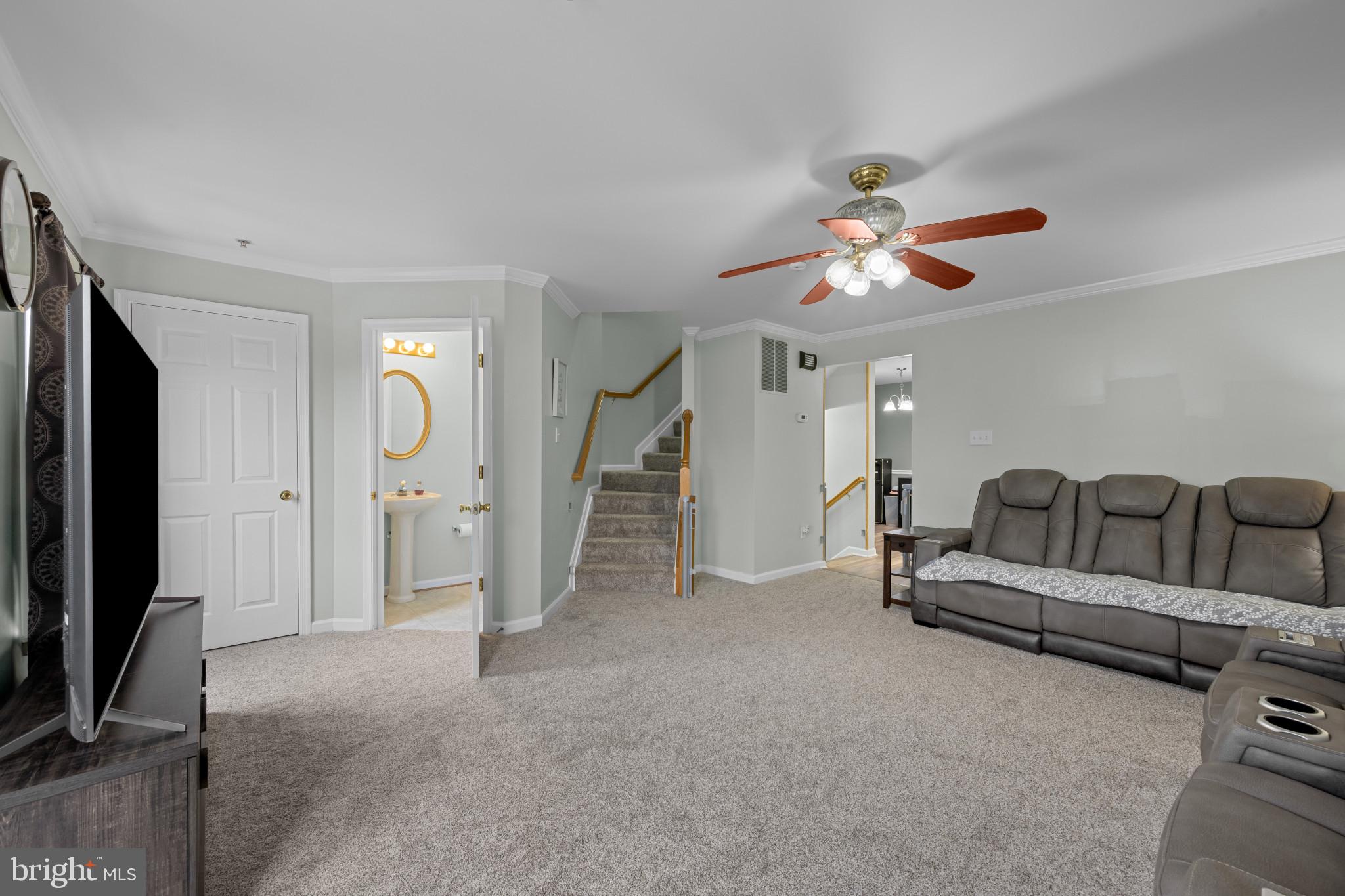 125 Sentry Ridge Smithsburg, MD 21783 - Photo 25 of 47 Family Room