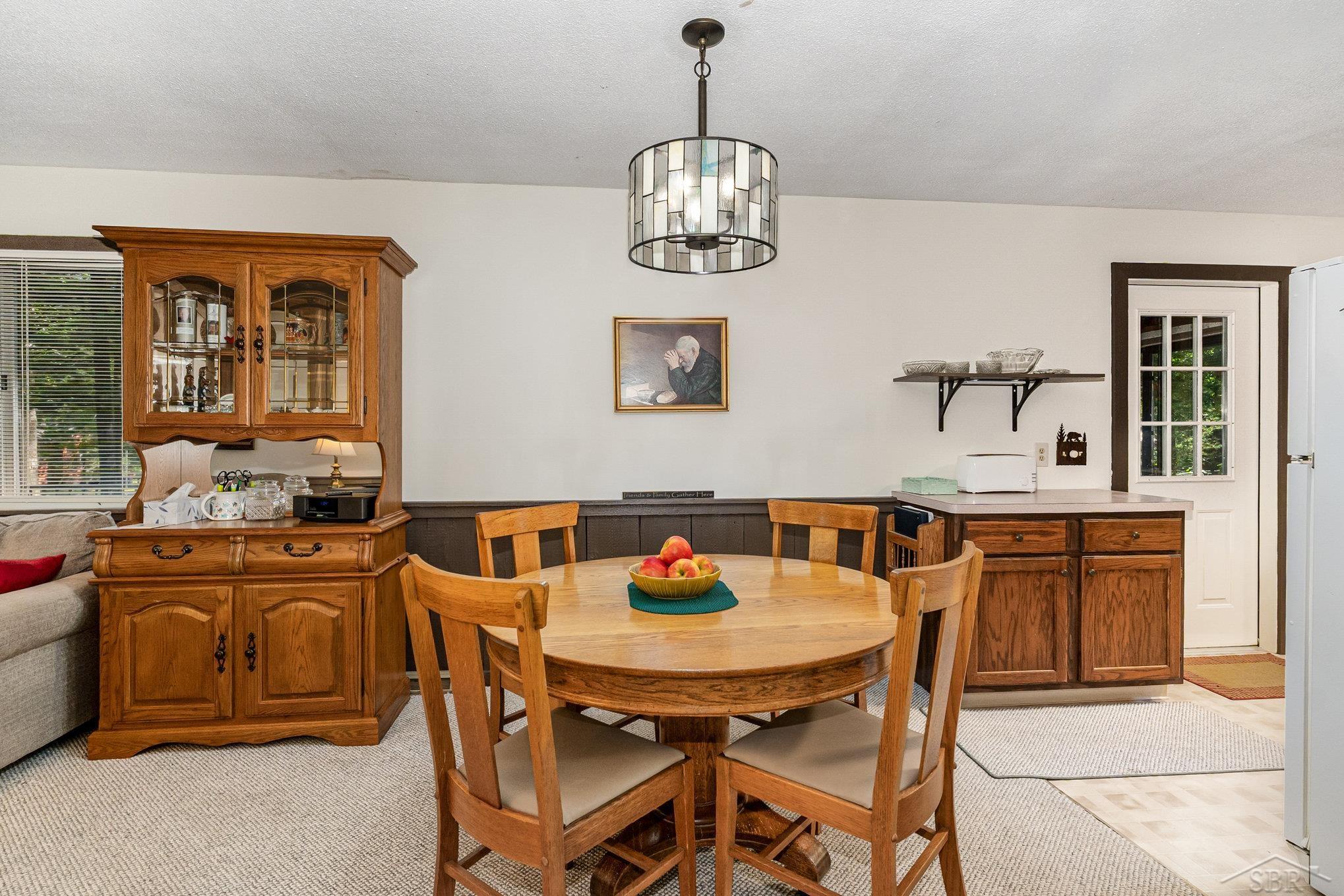 205 Tie Road Roscommon, MI 48653 - Photo 9 of 38 50186005-26e462b9-9b17-4dd7-90d4-4d8413158568.JPG