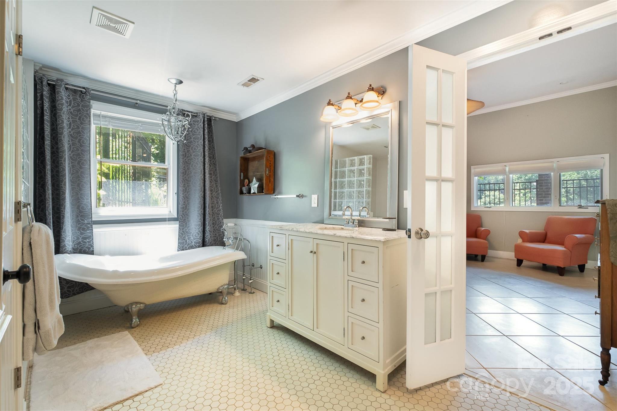 9500 Windygap Road Charlotte, NC 28278 - Photo 30 of 48 a spacious bedroom with a bed and a large window