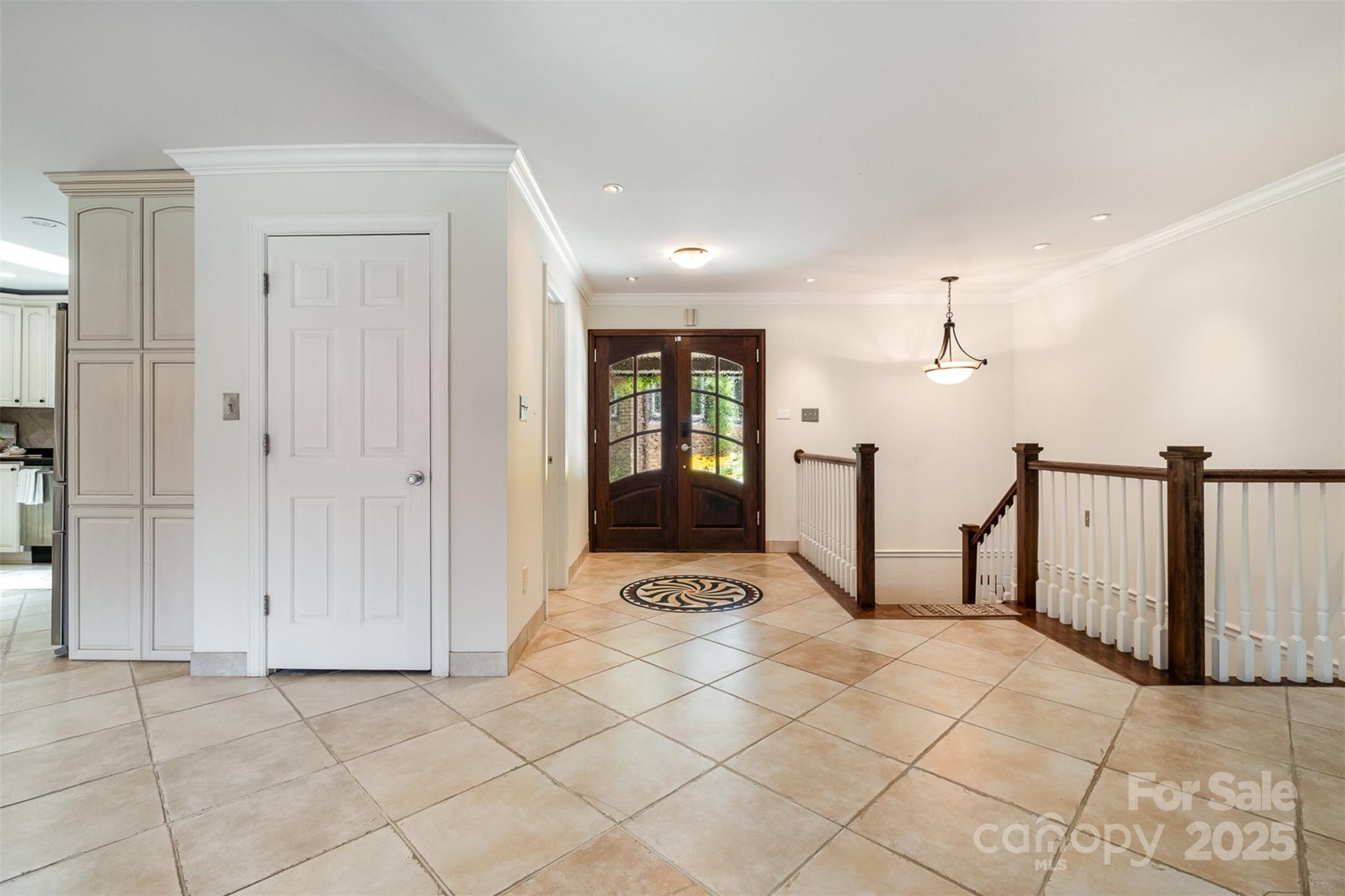 9500 Windygap Road Charlotte, NC 28278 - Photo 4 of 48 a view of entryway with livingroom