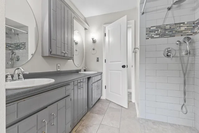 $419,900 | 228 16th Avenue Southwest, New Brighton, MN 55112