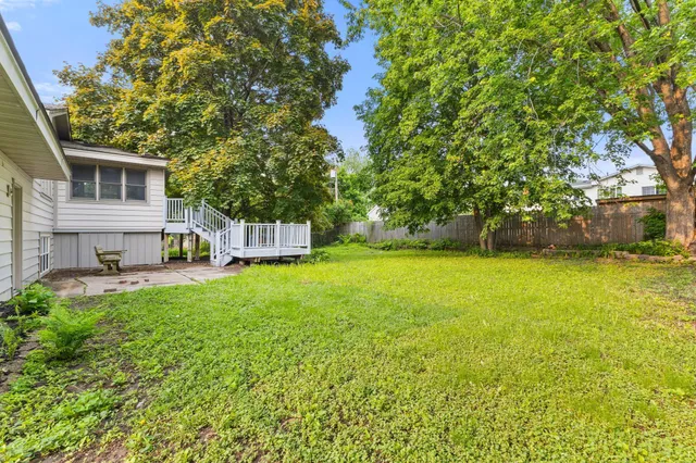 $419,900 | 228 16th Avenue Southwest, New Brighton, MN 55112