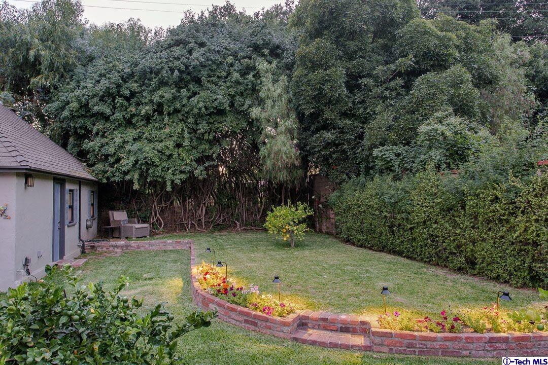 1911 Pepper Drive Altadena, CA 91001 - Photo 27 of 28 a backyard of a house with yard and seating area