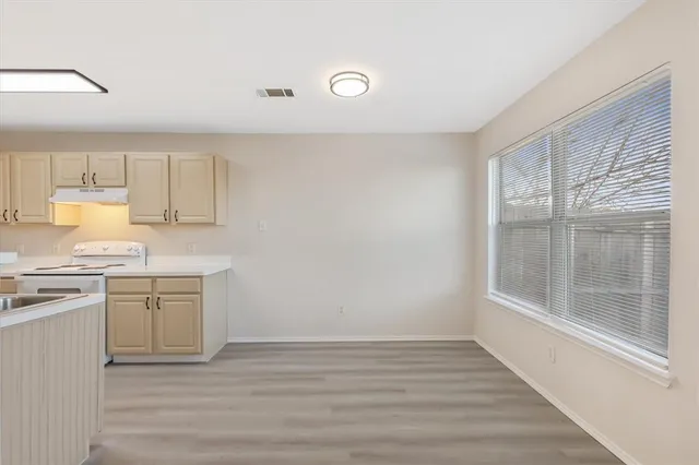 $1,895 | 4526-4528 Alamosa Street, Fort Worth, TX 76119