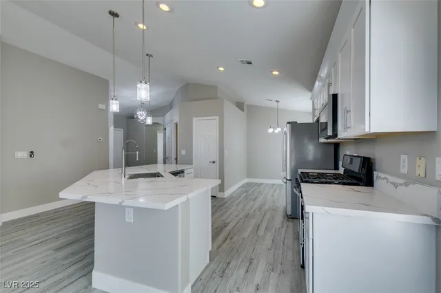 $2,270 | 2316 Cut Bank Trail, Henderson, NV 89052