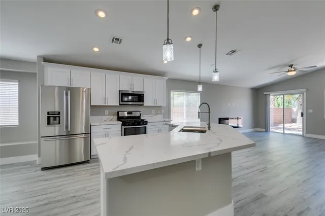 $2,270 | 2316 Cut Bank Trail, Henderson, NV 89052