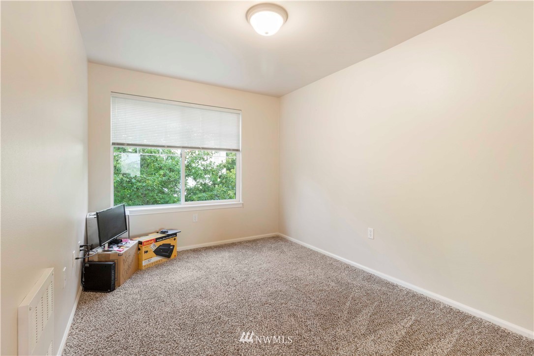 4815 Lake Place South, Unit B Renton, WA 98055 - Photo 15 of 25 Gallery Image 15